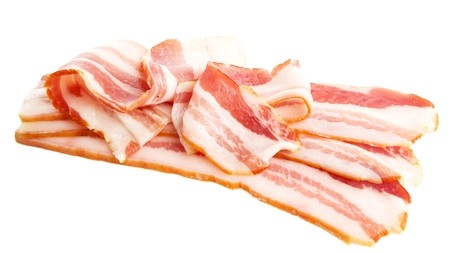 Slices of uncooked bacon